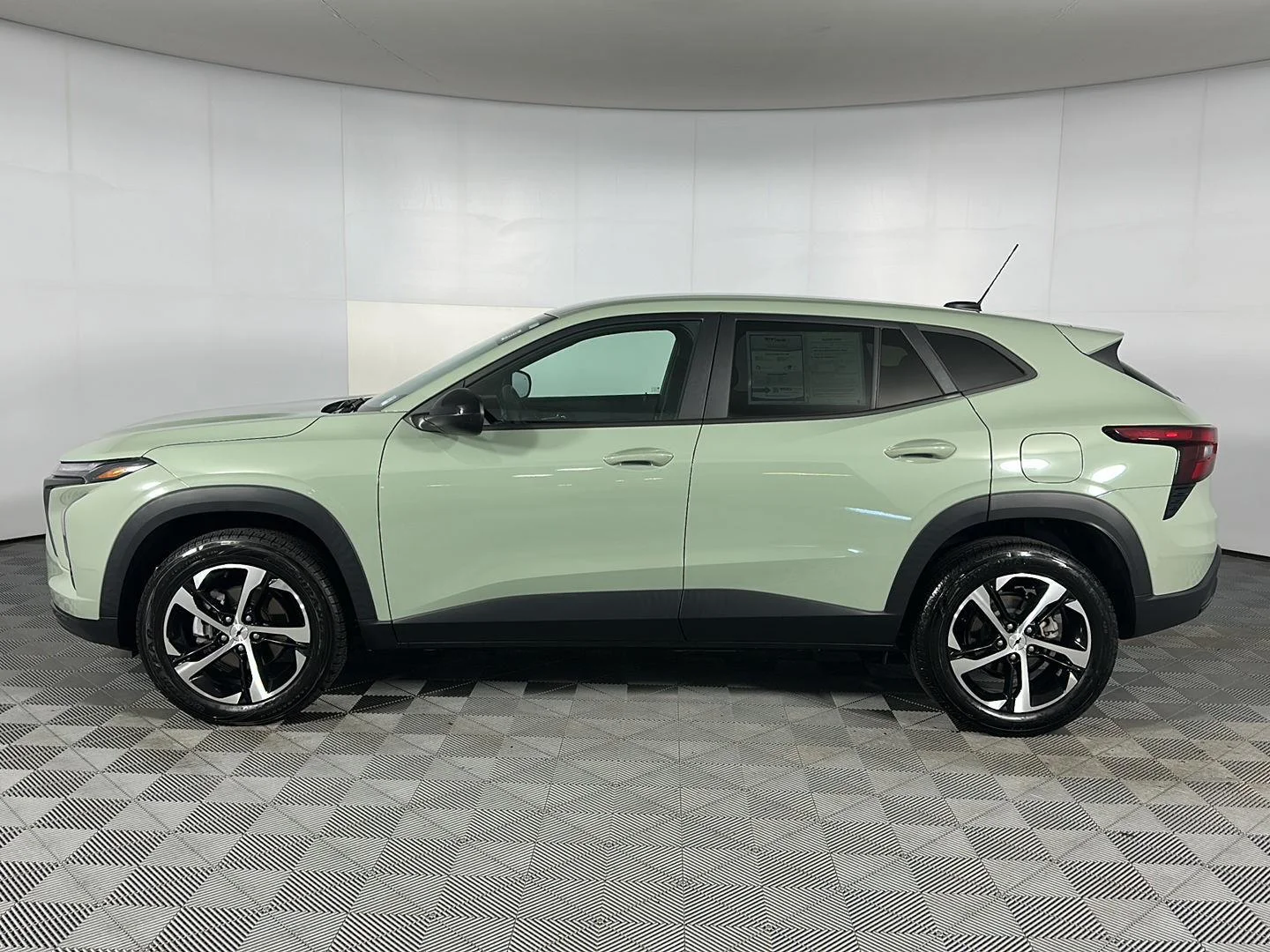 Used 2024 Cacti Green Chevrolet 1RS image 6