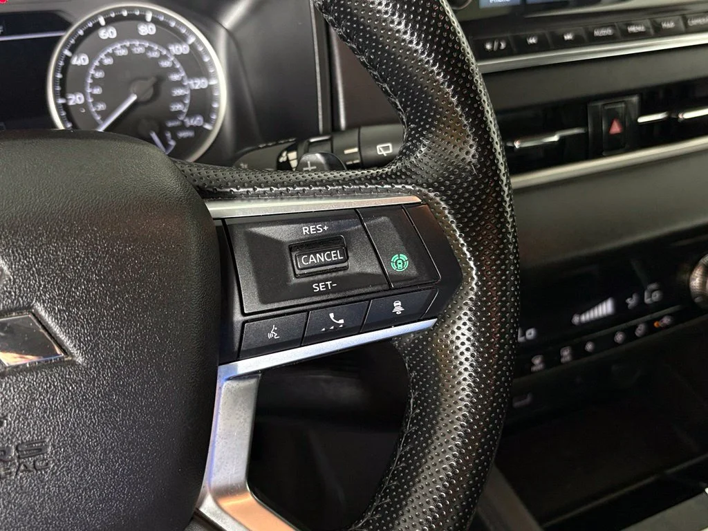 Used 2024 Silver Mitsubishi  image 20