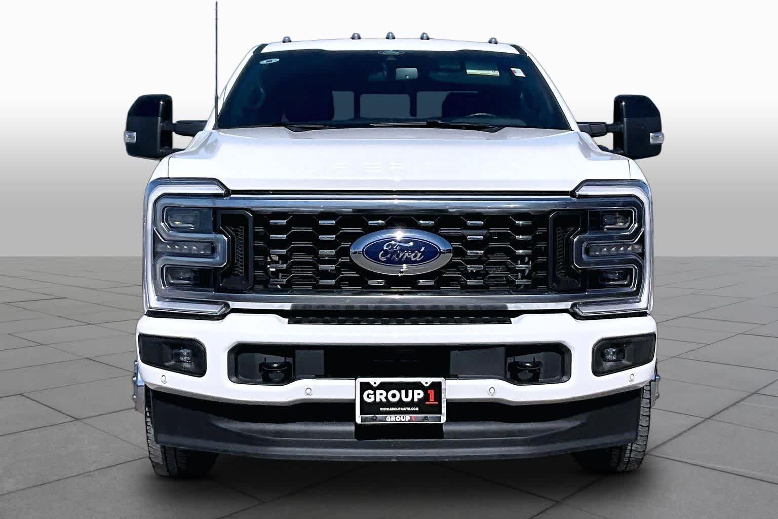 Used 2026 Star White Metallic Tri-Coat Ford Platinum image 4