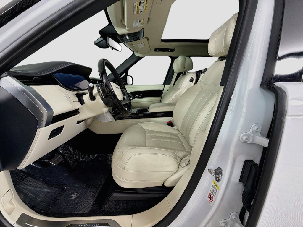 Certified Used 2024 White Land Rover Autobiography image 22