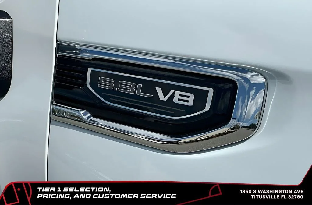 New 2026 Glacier White Tricoat GMC SLT image 15