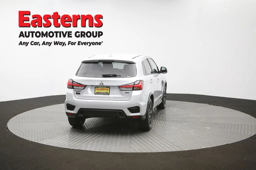 Used 2023 White Mitsubishi 2.0 LE image 39