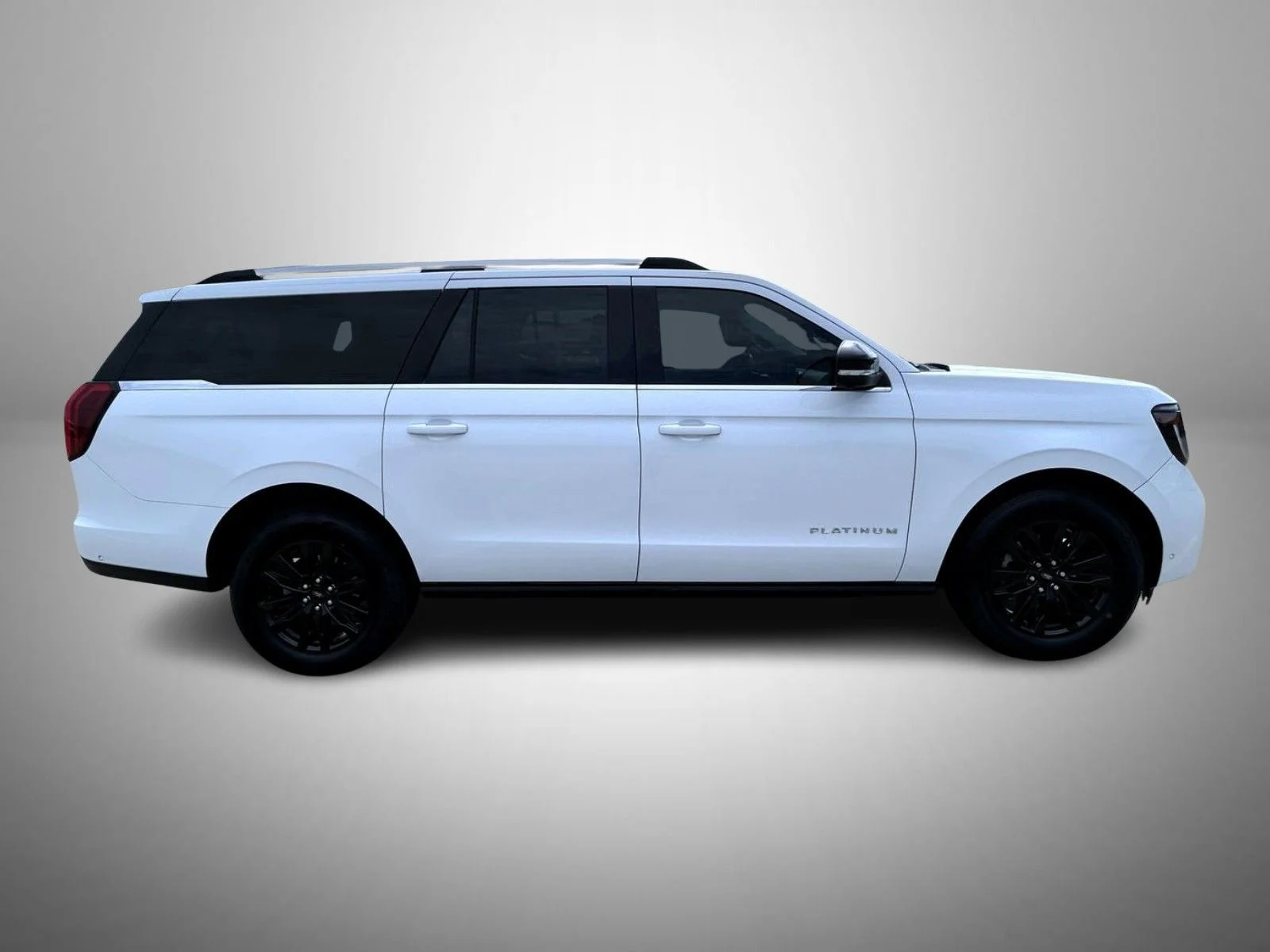 Used 2025 White Ford Platinum image 4