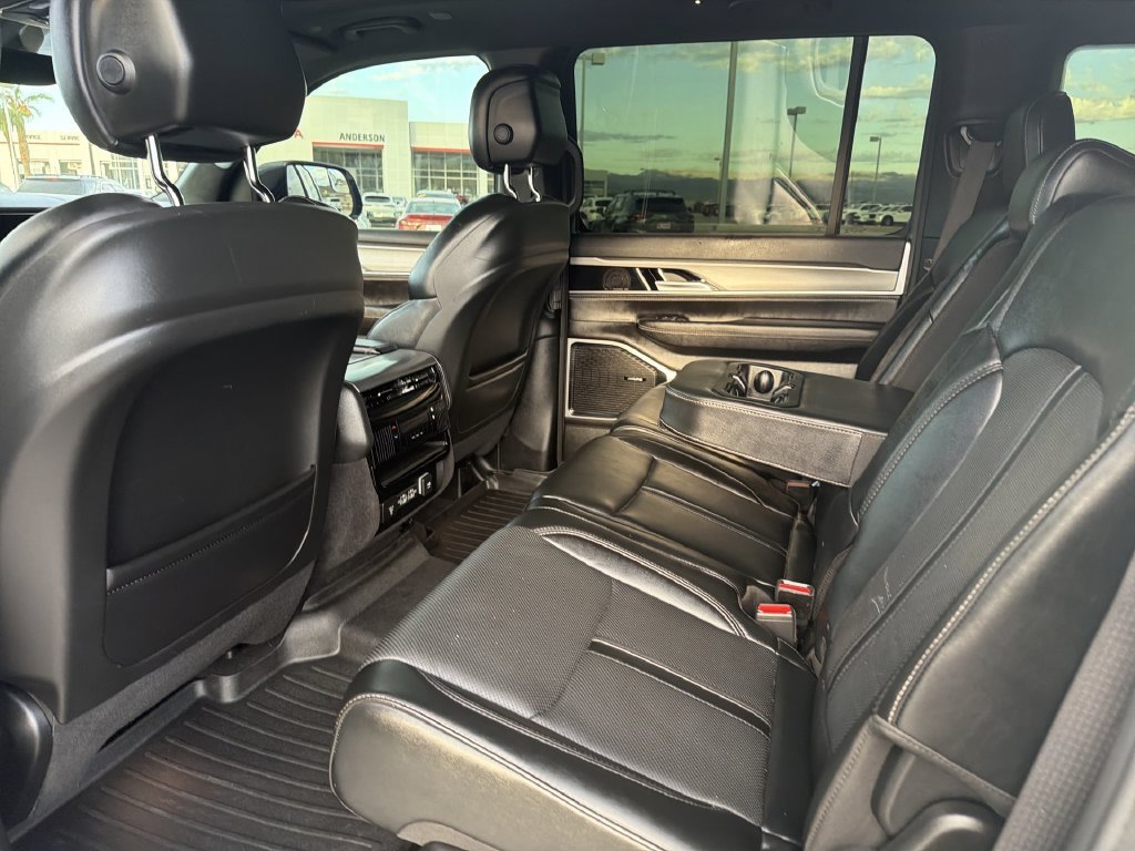 2023 Jeep Wagoneer Series II - Photo 29