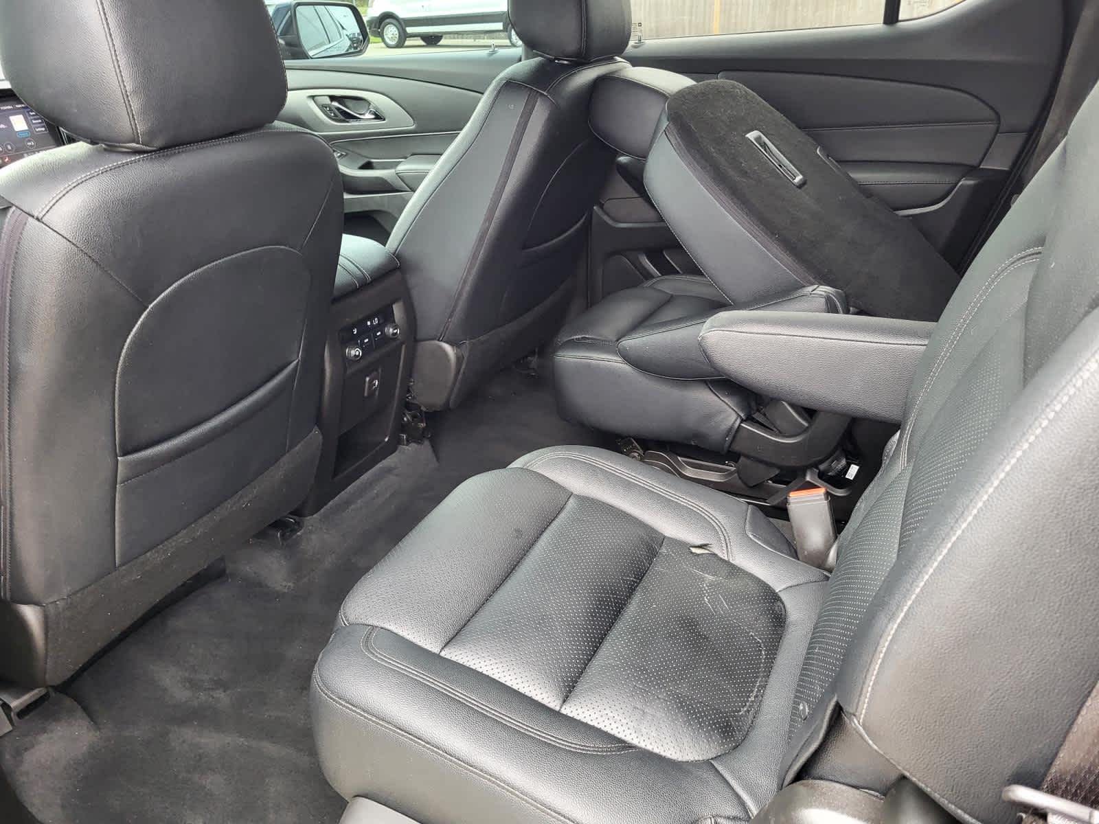 Used 2022 Northsky Blue Metallic Chevrolet LT Cloth image 14