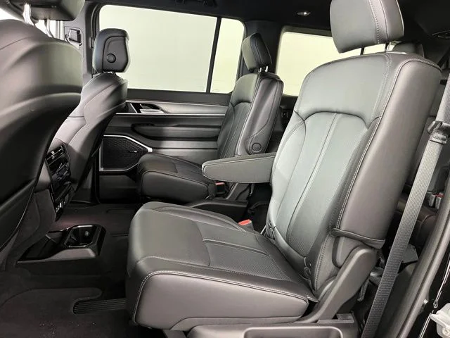 Used 2026 Black Jeep  image 39