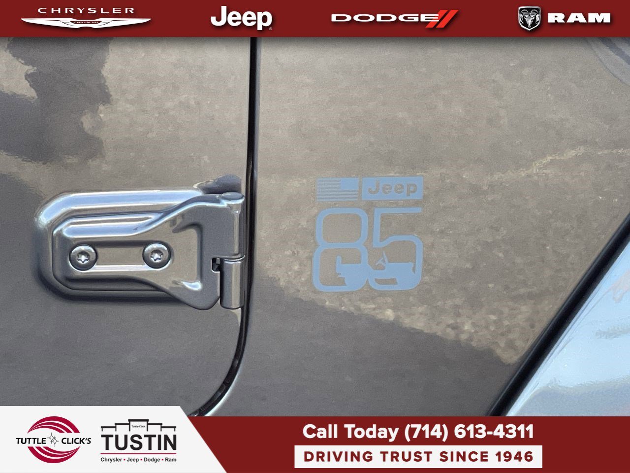 New 2026 Granite Crystal Metallic Clearcoat Jeep 85th Anniversary image 8