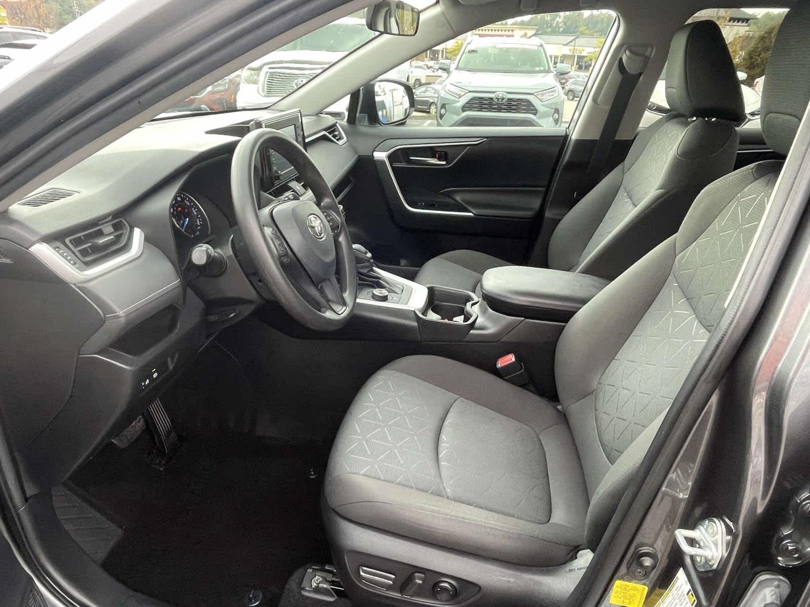 Used 2021 Magnetic Gray Metallic Toyota Hybrid XLE image 22