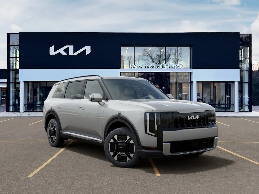 New 2027 Ivory Silver Kia EX image 8