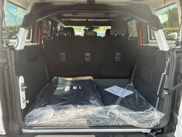 New 2026 Oxford White Ford Raptor® image 9
