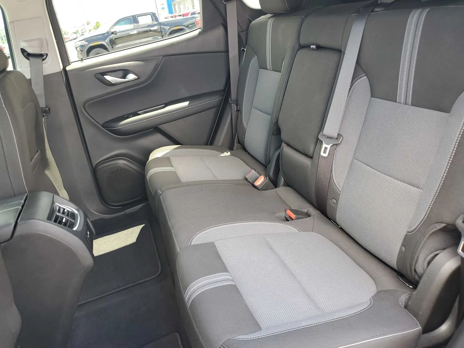 Used 2023 BLACK Chevrolet LT image 24
