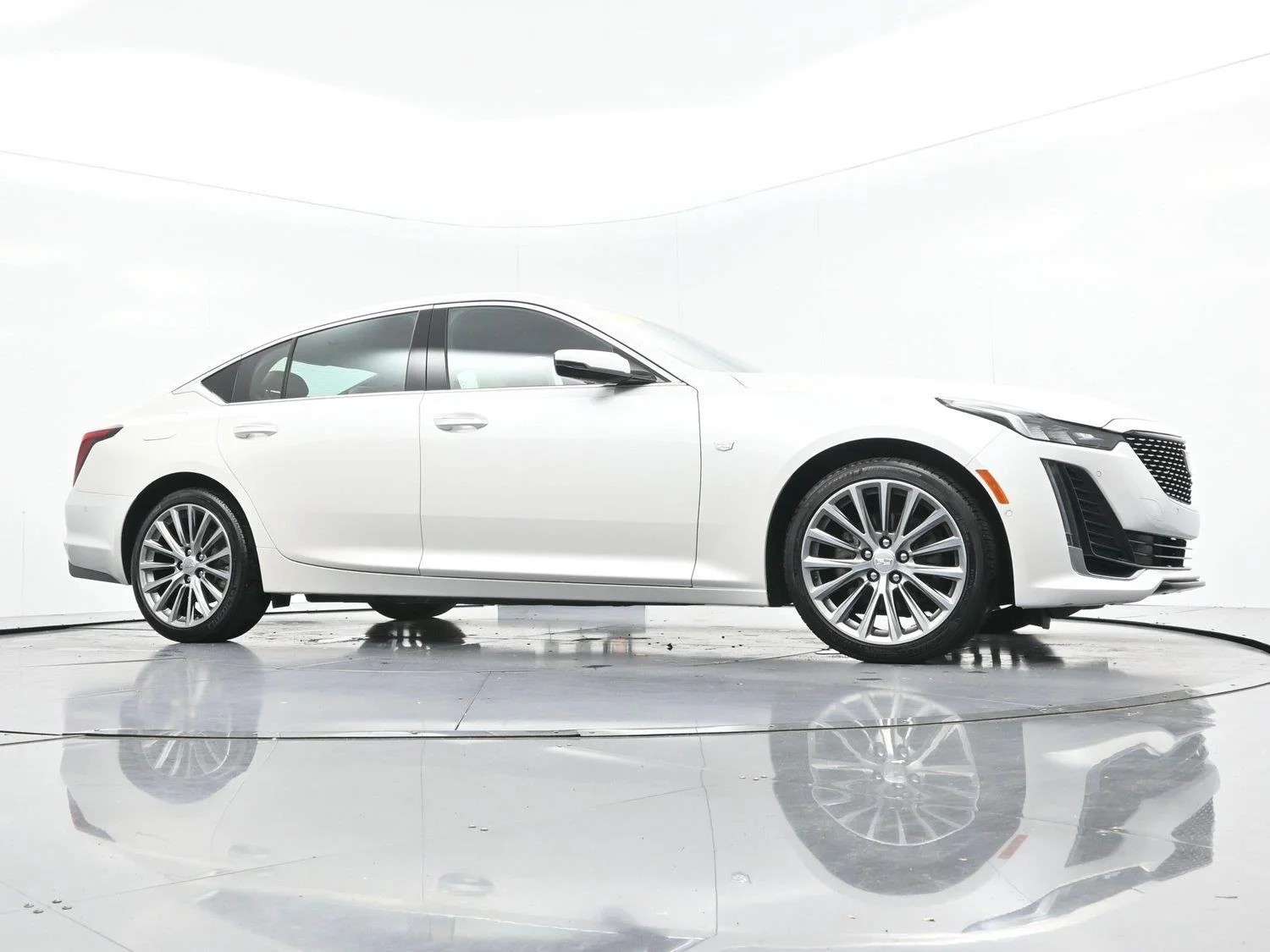 Used 2024 Crystal White Tricoat Cadillac Premium Luxury image 47