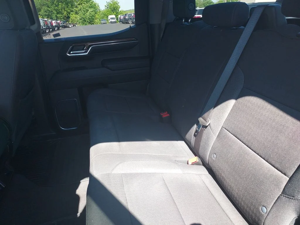 Used 2024 Gray Chevrolet LT image 27