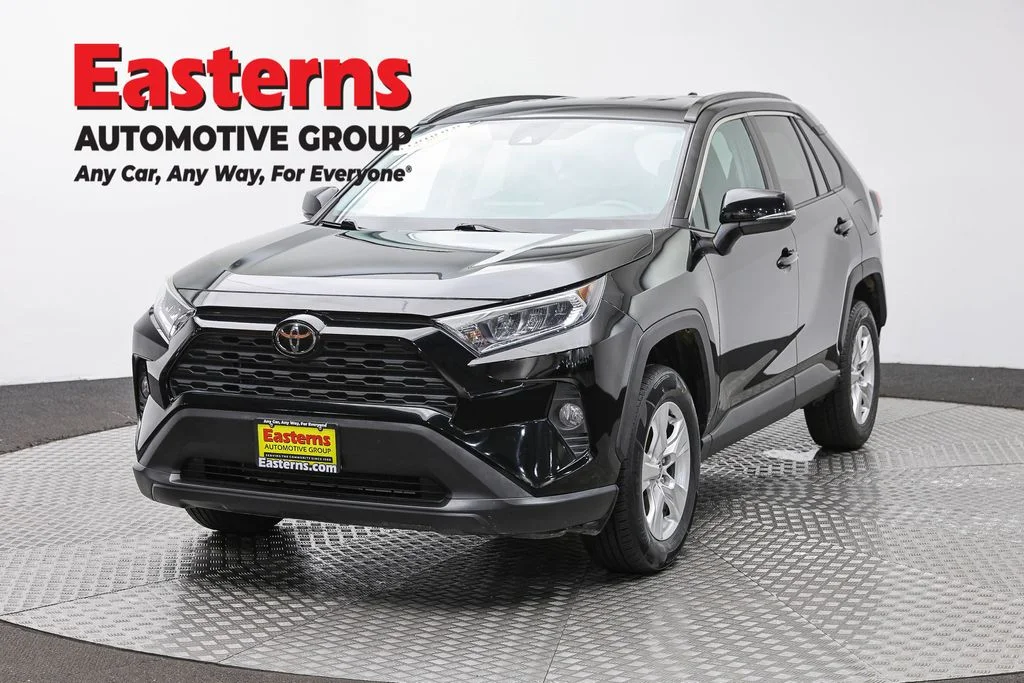 Used 2021 Black Toyota XLE image 1