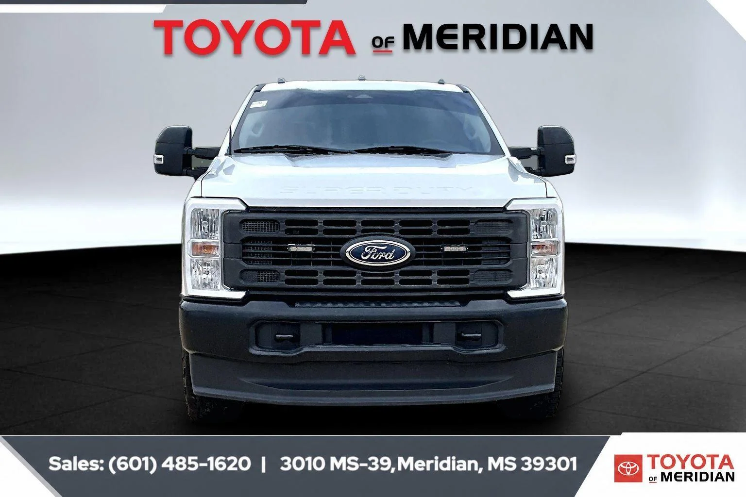 Used 2023 Oxford White Ford XL image 3