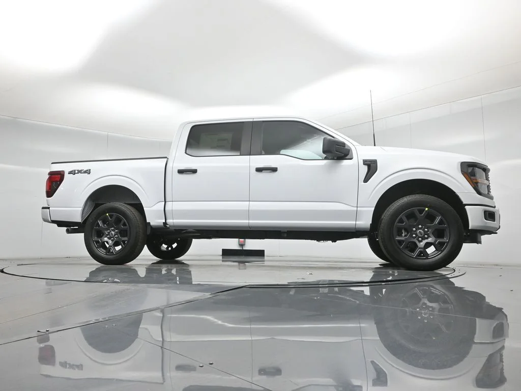 New 2026 Oxford White Ford STX image 3
