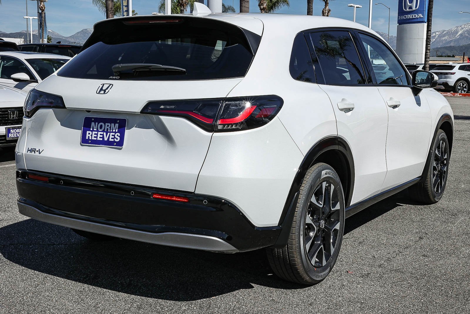New 2027 Platinum White Pearl Honda EX-L AWD CVT image 6
