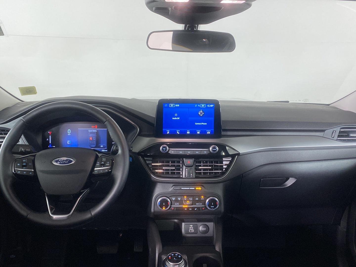 Used 2025 Space Silver Ford Active image 18