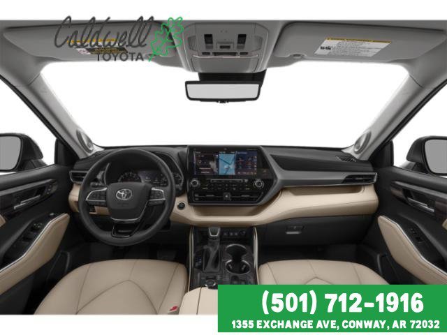 Used 2021  Toyota Platinum image 4