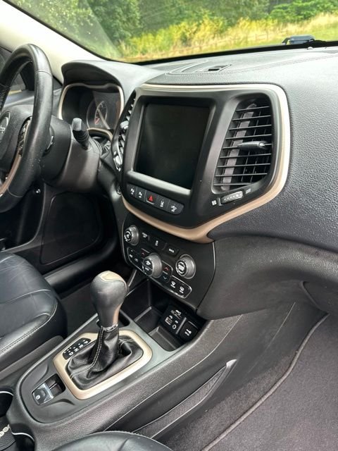Used 2014 Billet Silver Metallic Jeep Limited image 30