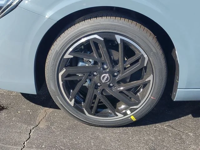 New 2026 Atlantic Gray Metallic Nissan SR image 5
