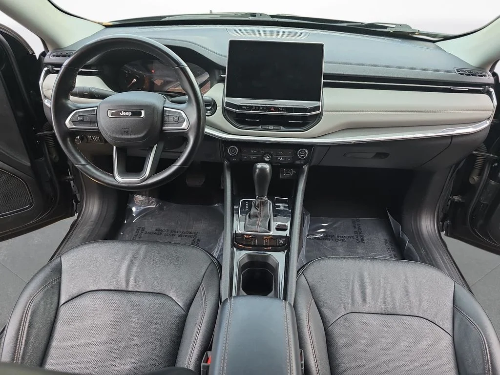 Used 2022 Black Jeep Limited image 9