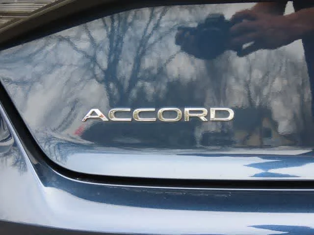 2025 Honda Accord SE - Photo 7