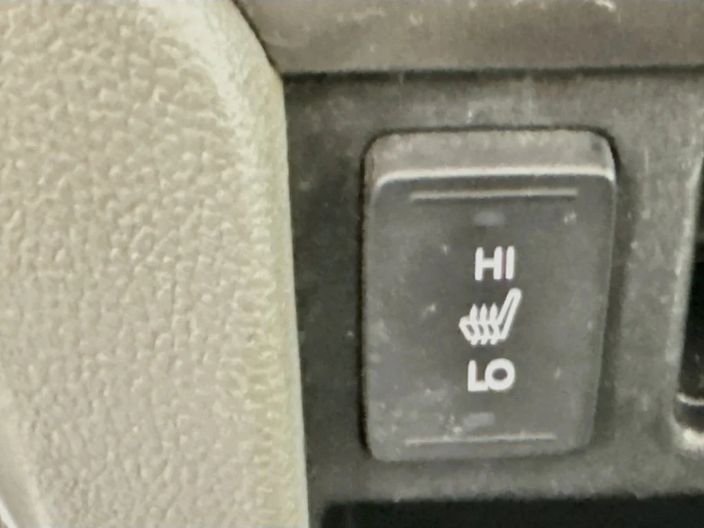 Used 2016 Silver Honda EX-L image 24