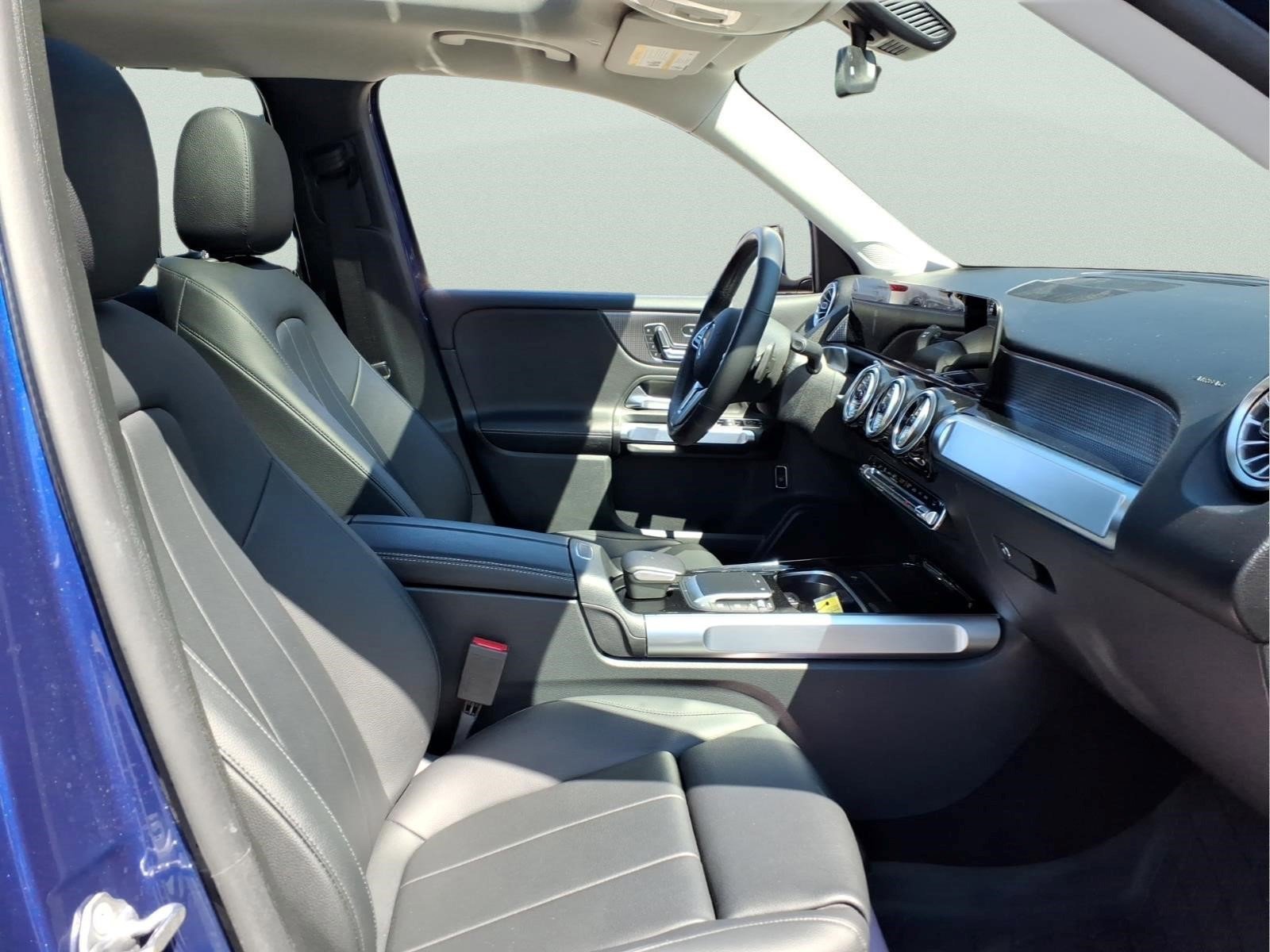2022 Mercedes-Benz GLB Base - Photo 11