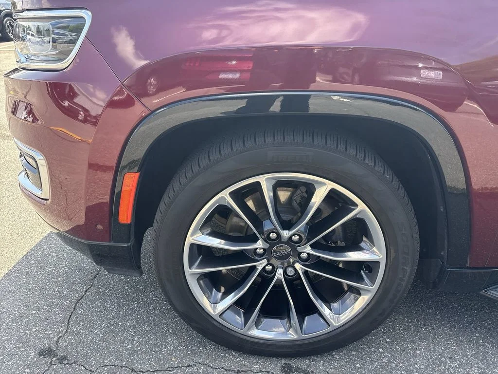 Used 2022 Red Jeep Series II image 19