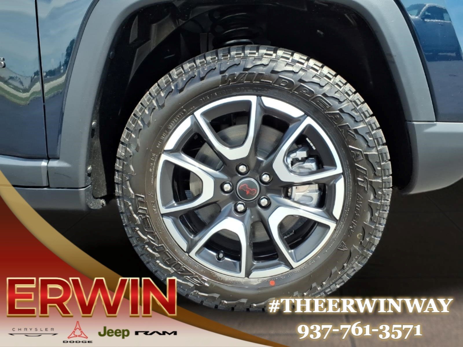 New 2026 Fathom Blue Pearl-Coat Exterior Paint Jeep Trailhawk image 7