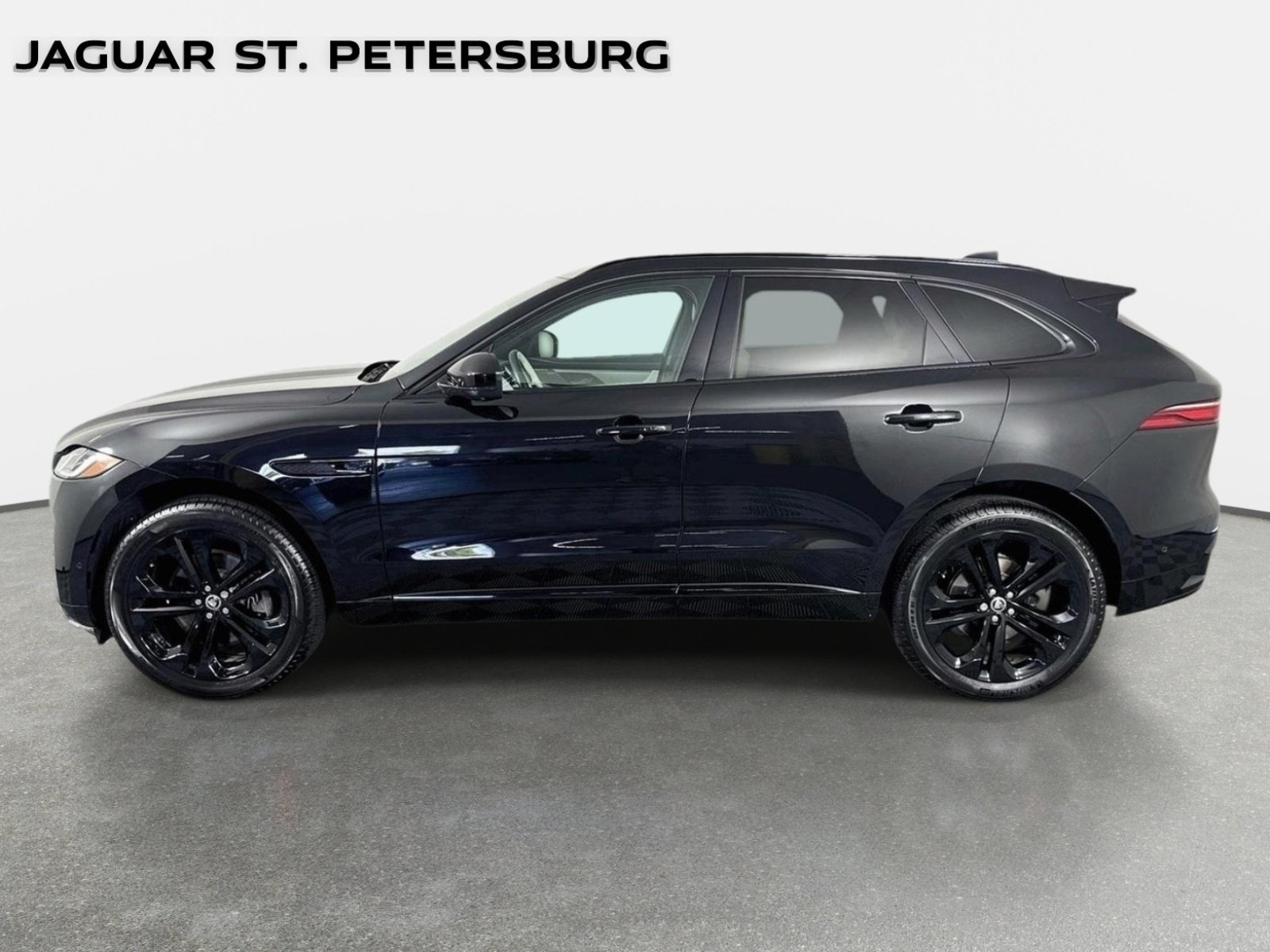 Used 2026 Santorini Black Jaguar P250 R-Dynamic S image 8