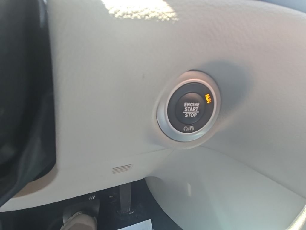 Used 2020 White Chrysler Touring L Plus image 22
