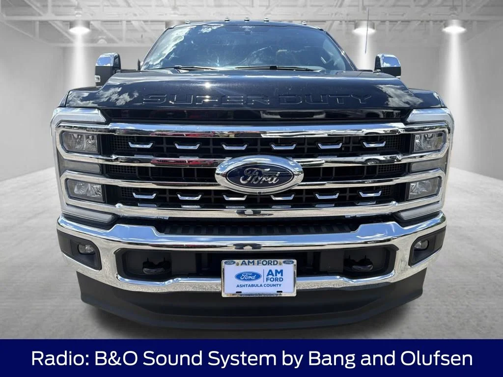 Certified Used 2025 Black Metallic Ford Lariat image 11