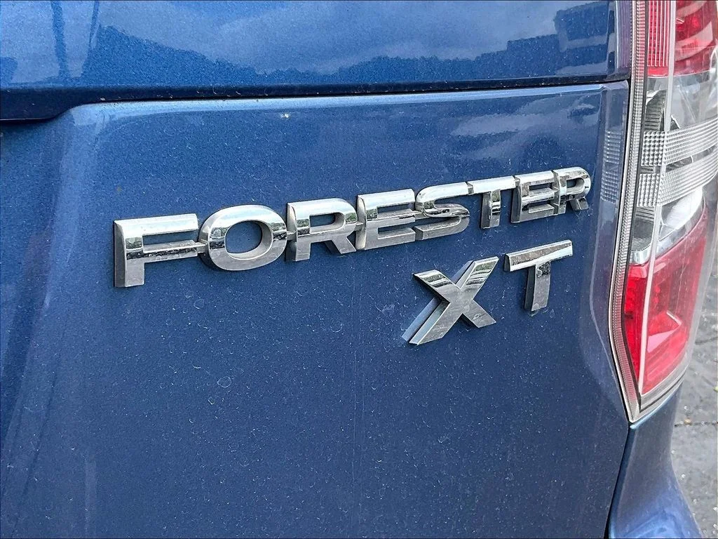 Used 2015 Blue Subaru 2.0XT Premium image 8