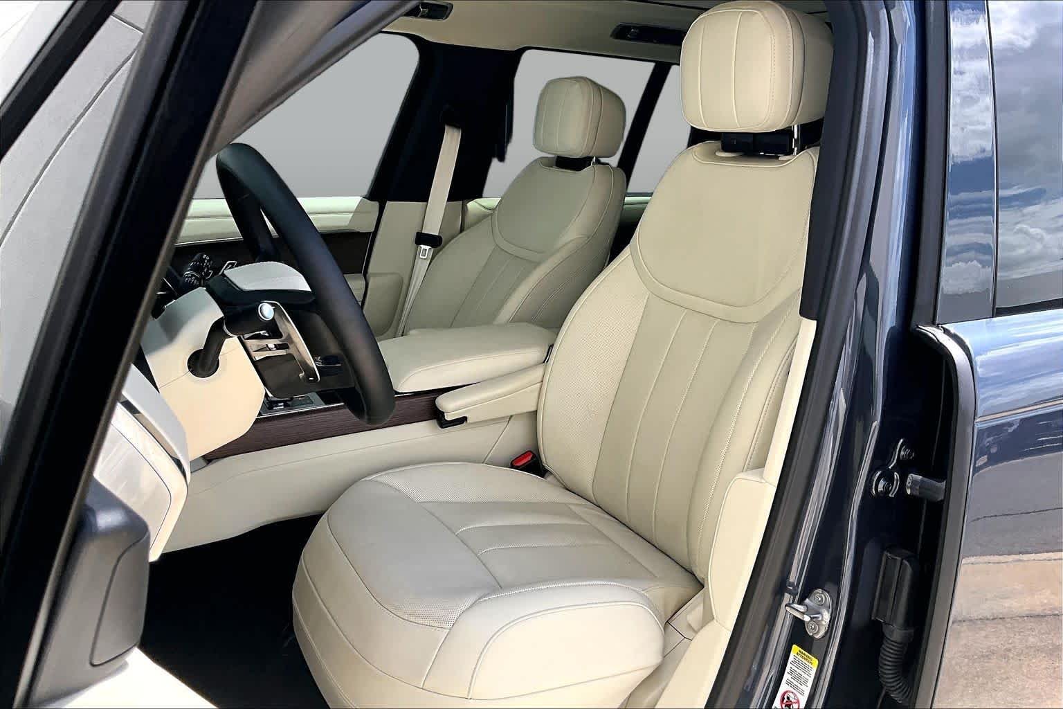 Pre-Owned 2026 Land Rover Range Rover SE