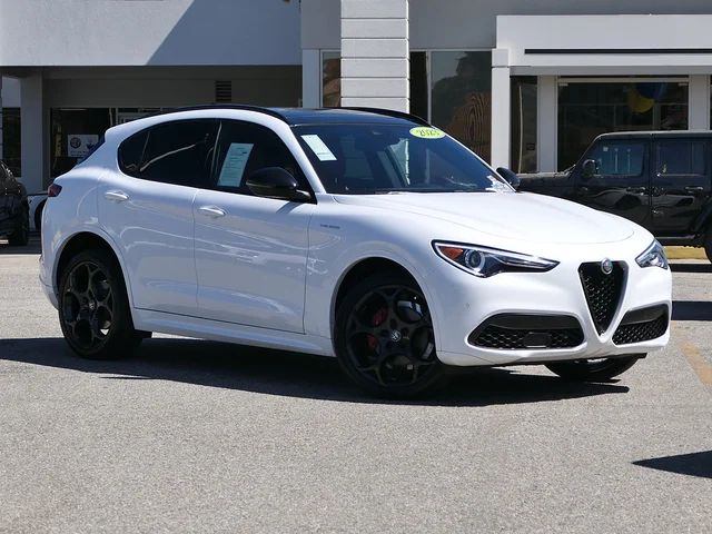 2023 Alfa Romeo Stelvio Veloce