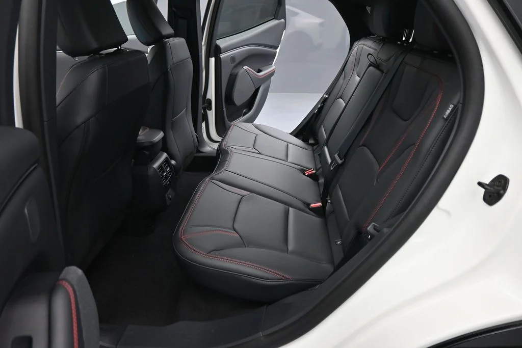 New 2026 Star White Metallic Tri-coat Ford Premium image 18