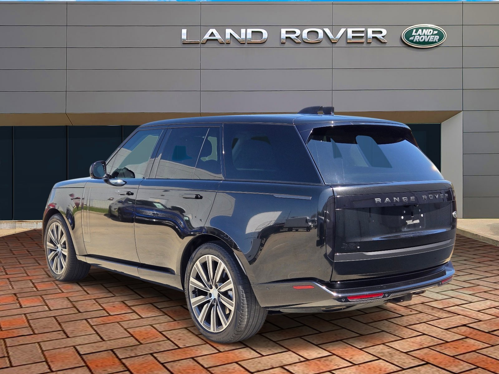 Used 2023 Santorini Black Land Rover SE image 6