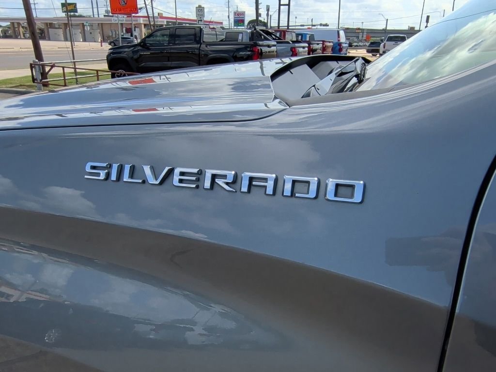Used 2021 Gray Chevrolet RST image 48