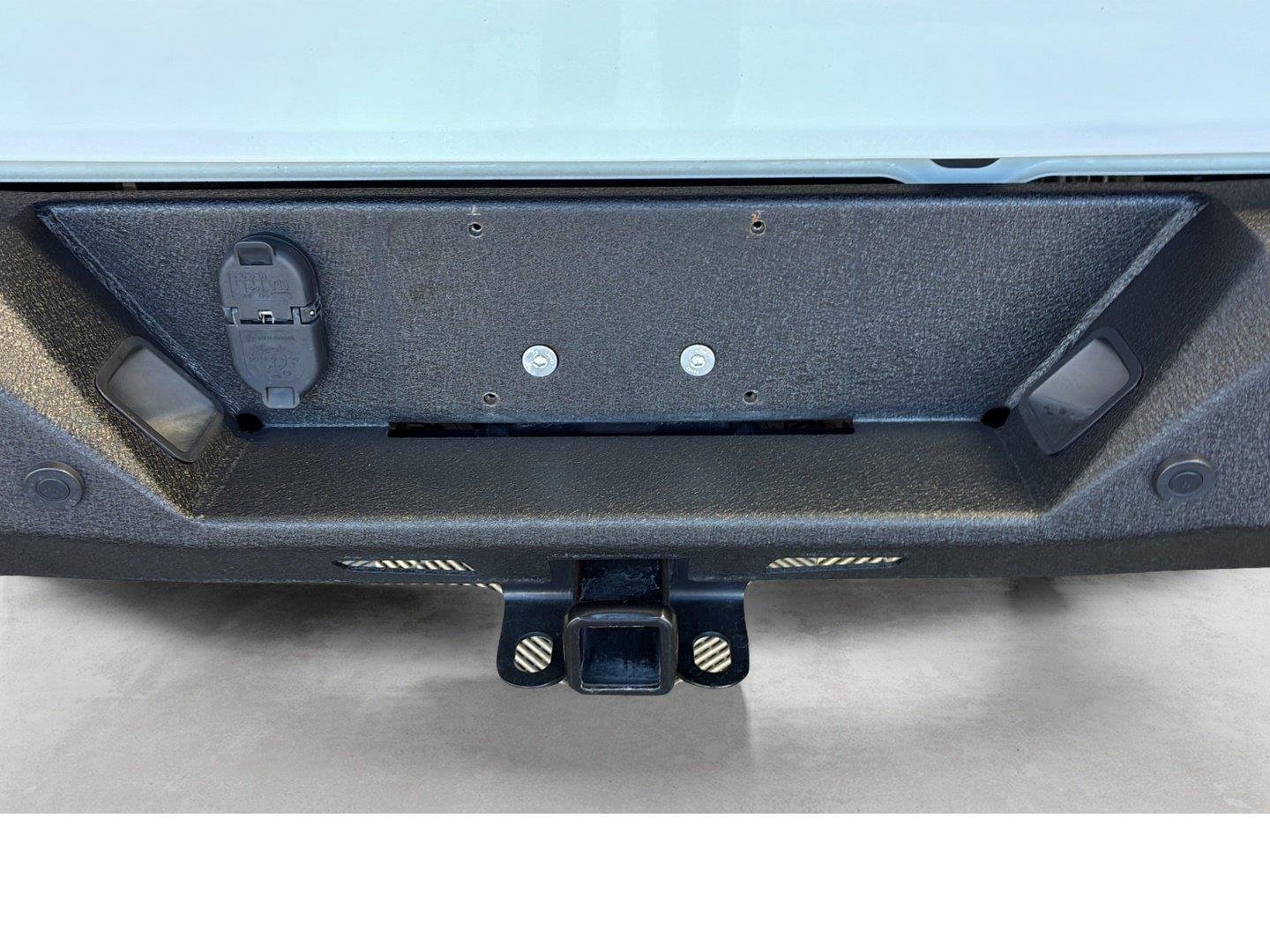 Used 2021 Bright White Clearcoat Jeep Mojave image 9