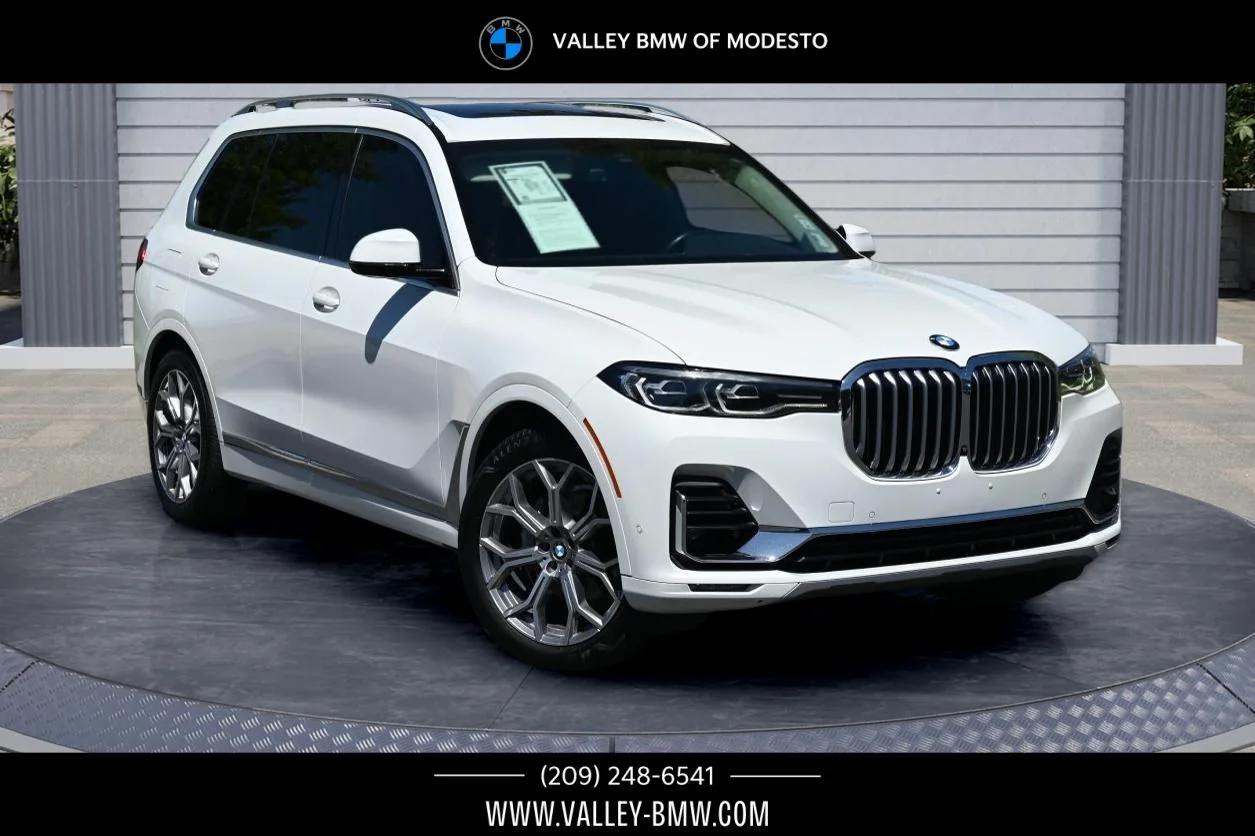 2020 BMW X7 xDrive40i's photo