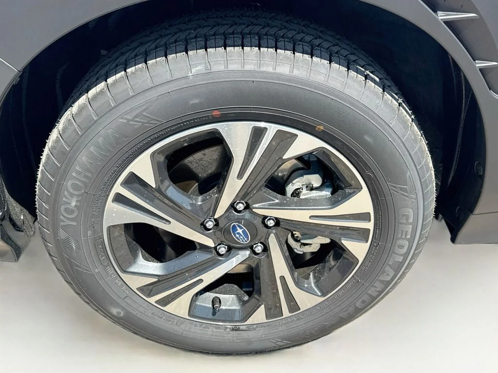 New 2026 White Subaru Premium image 38
