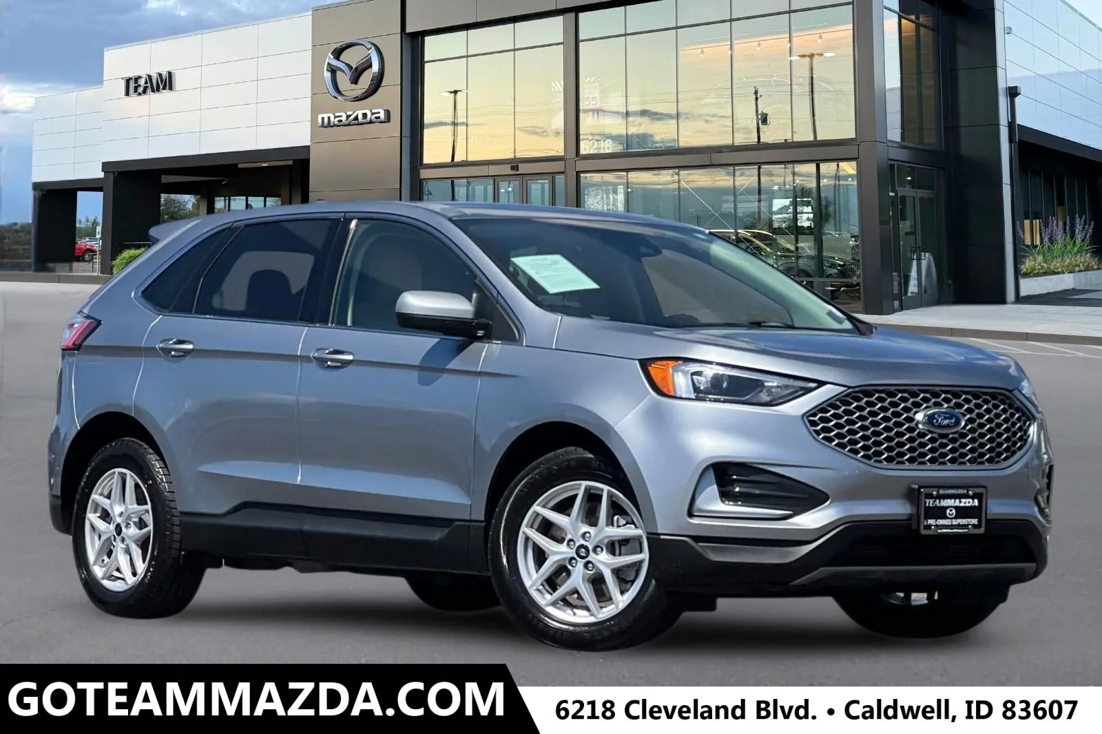 2024 Ford Edge SEL AWD's photo