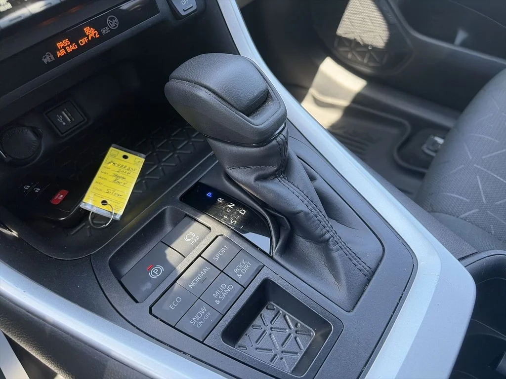 Used 2024 Silver Toyota XLE image 19