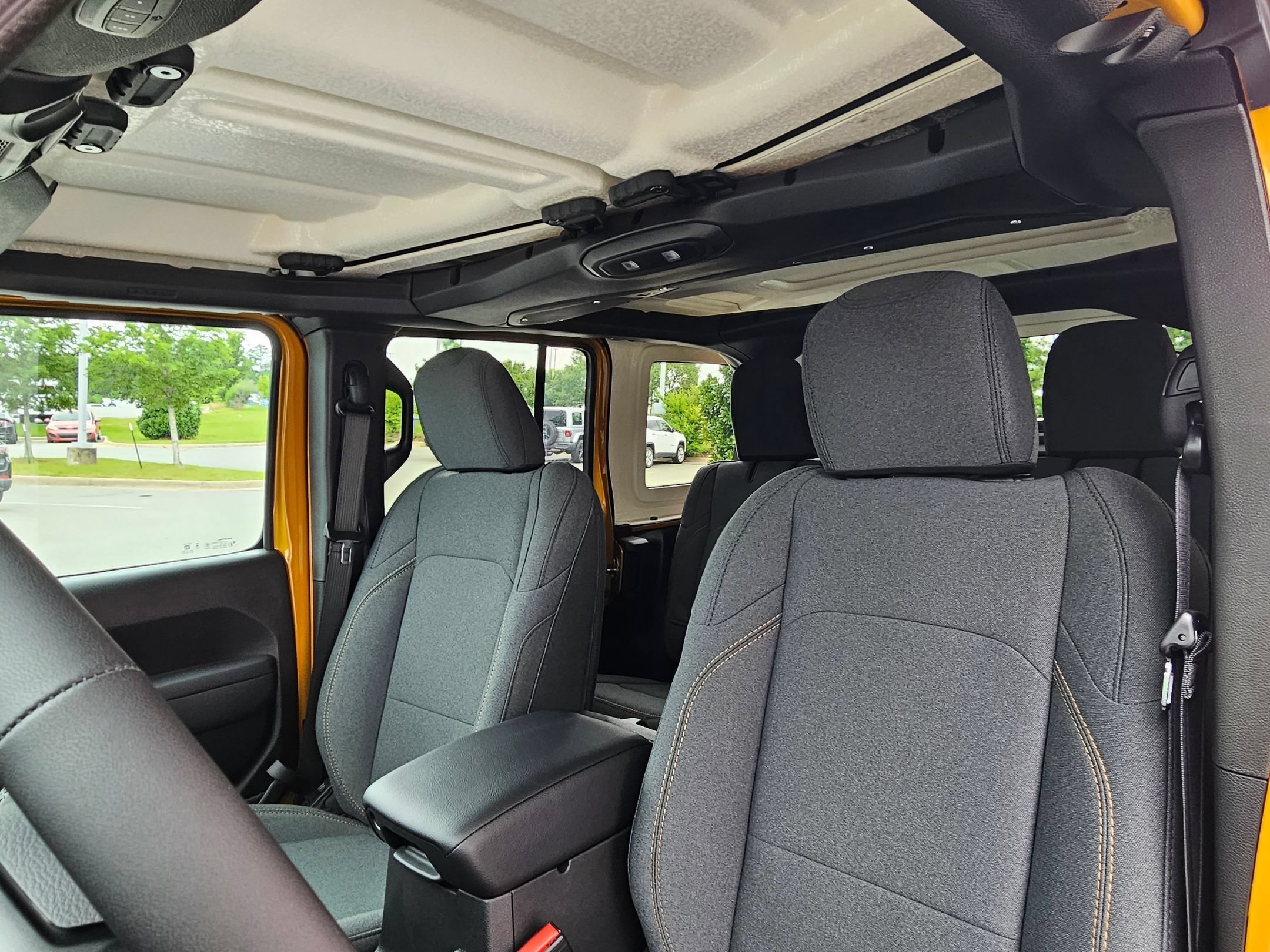 New 2026 Goldilocks Exterior Paint Jeep Sport S image 20
