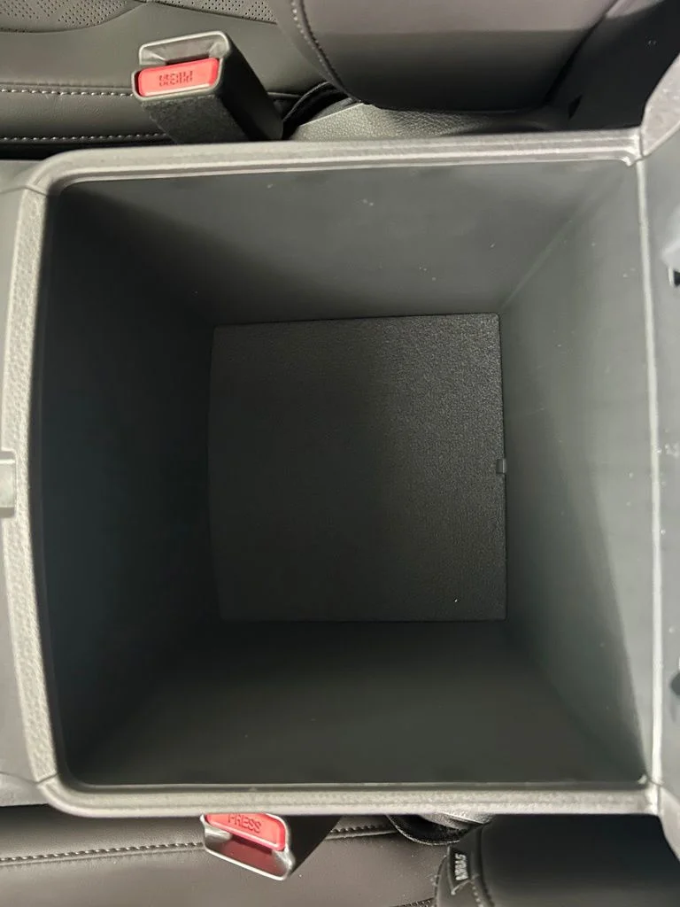 New 2027 Ceramic Silver Kia EX image 9