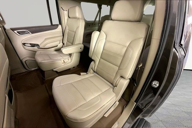 Used 2019 Gray GMC Denali image 19