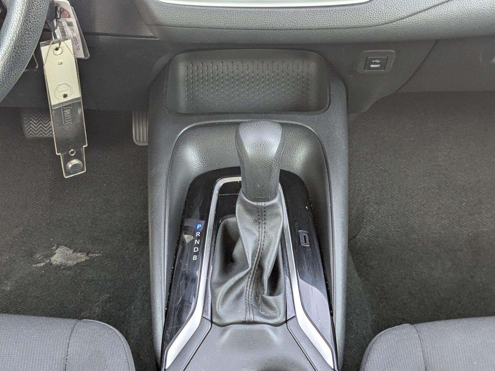 Used 2024  Toyota LE image 17