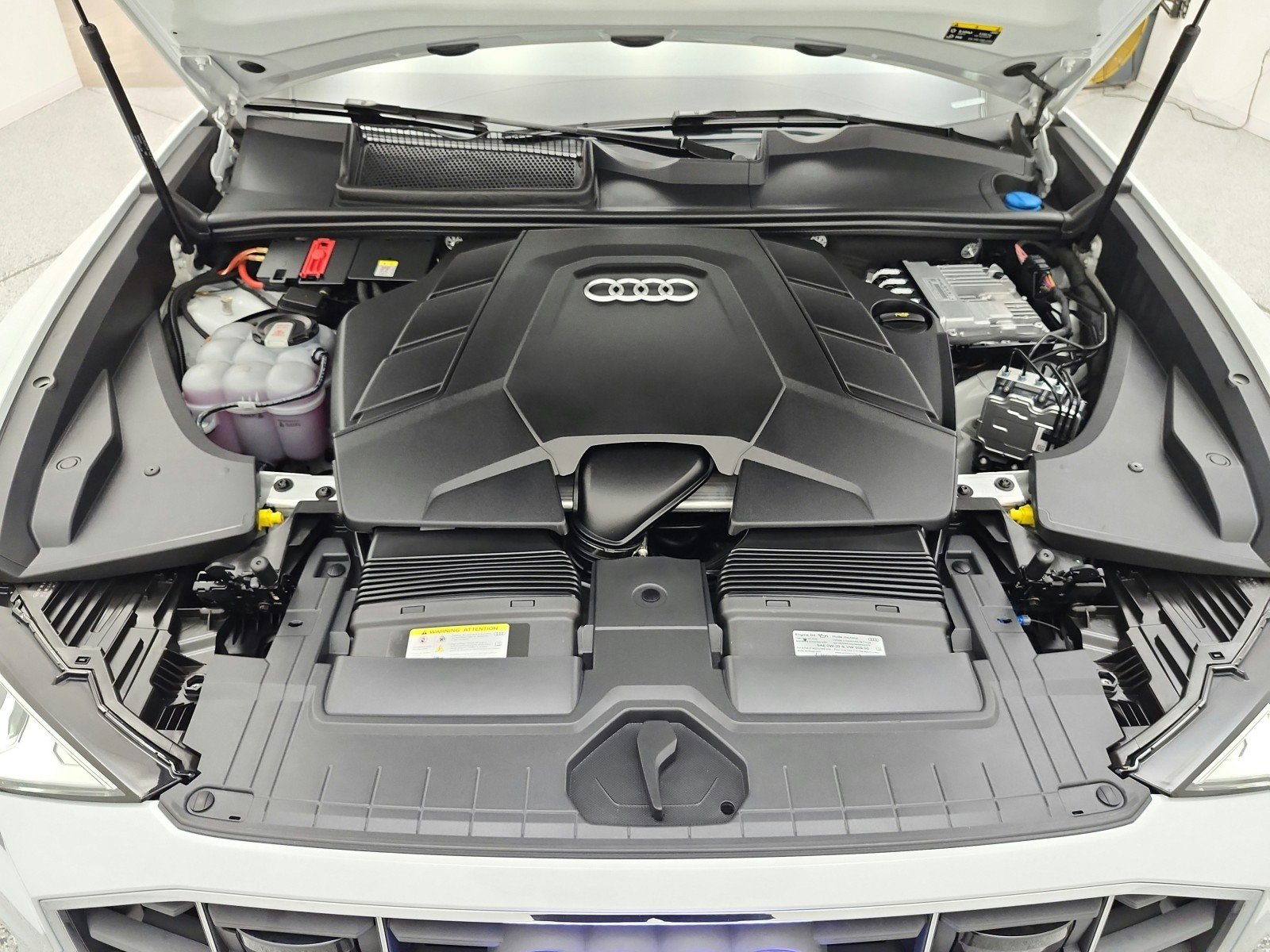 Used 2023 Glacier White Metallic Audi Premium image 17